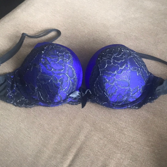 Bras! - Picture 4 of 4